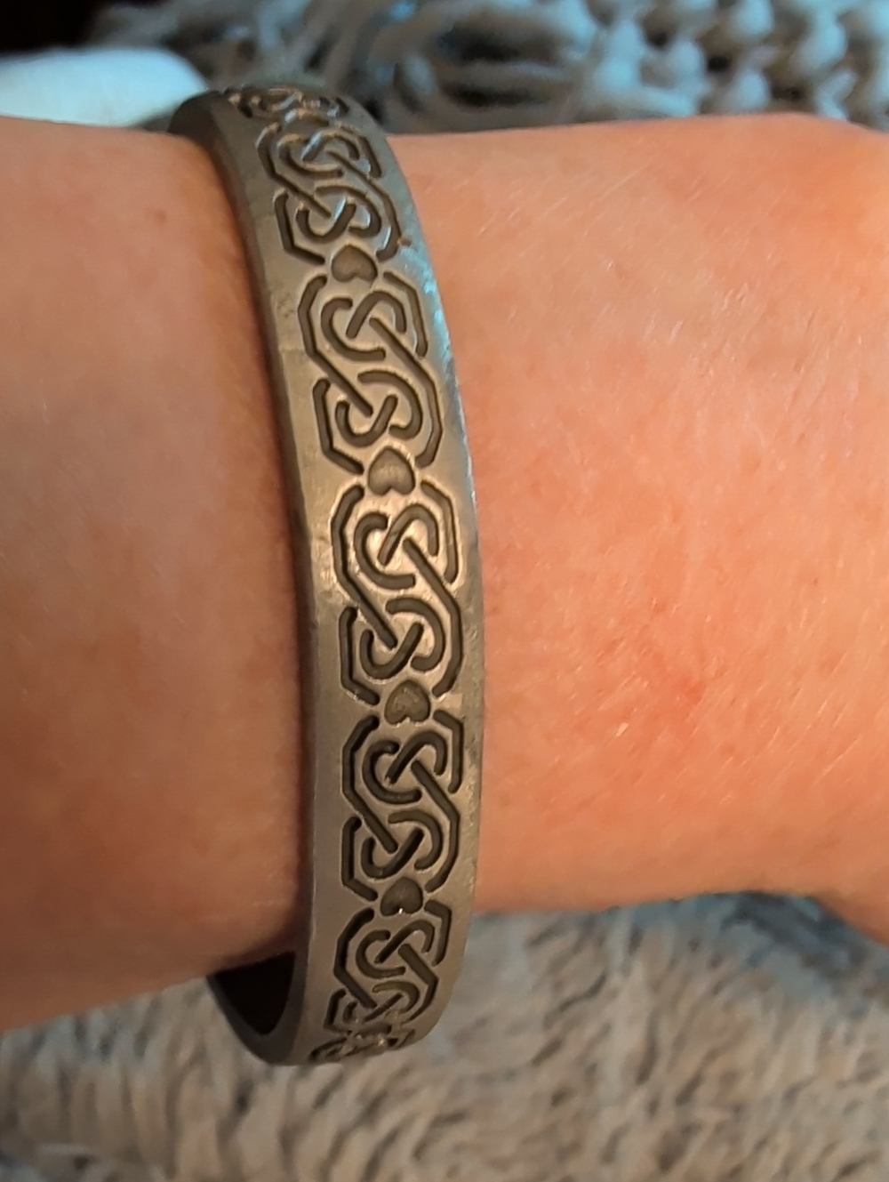 Vintage CAMCO Celtic Knotwork Pewter Cuff Braceletn